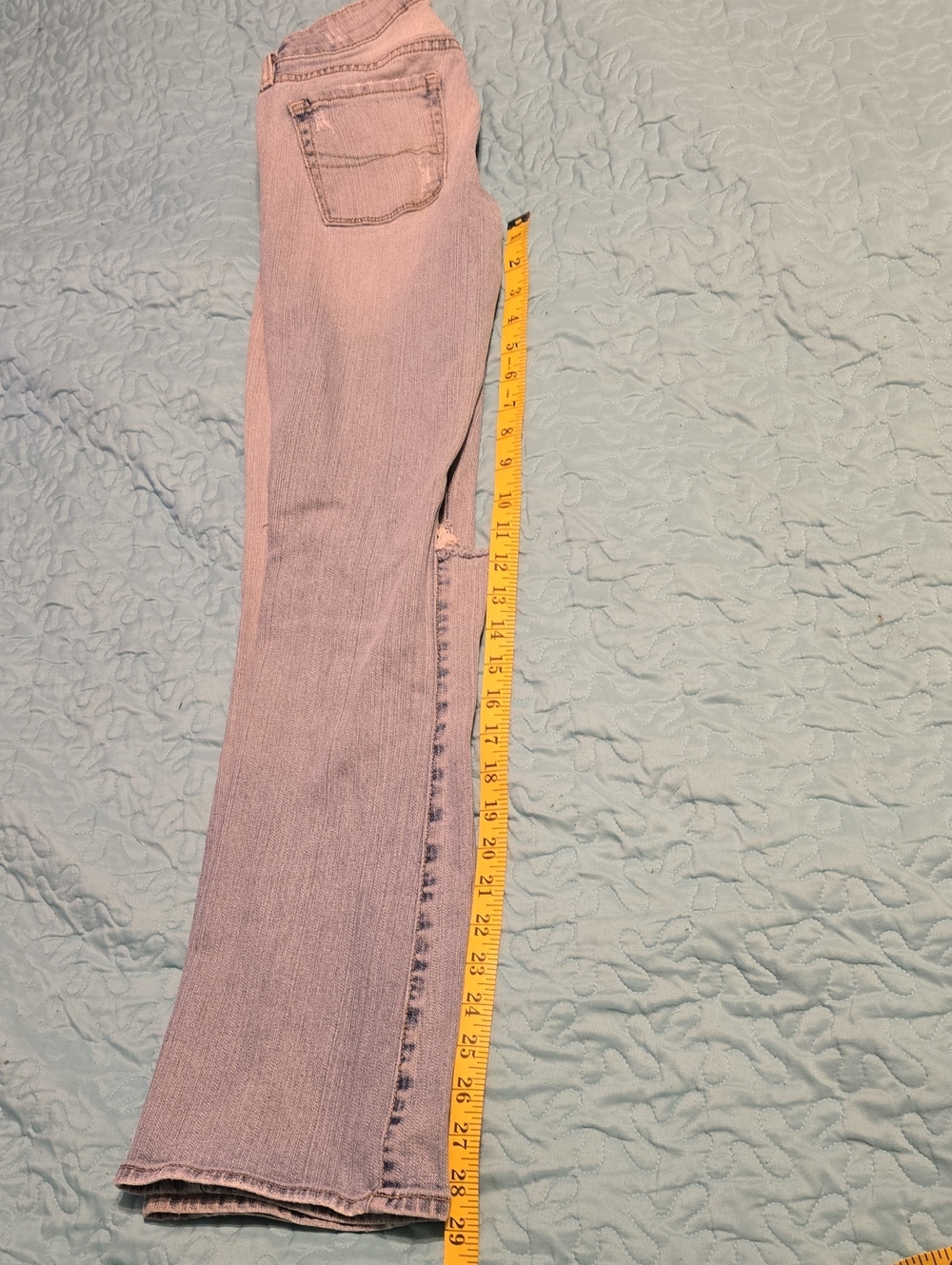 Vintage Y2K Bullhead Light Blue Ripped Flare Jeans - Picture 14 of 15